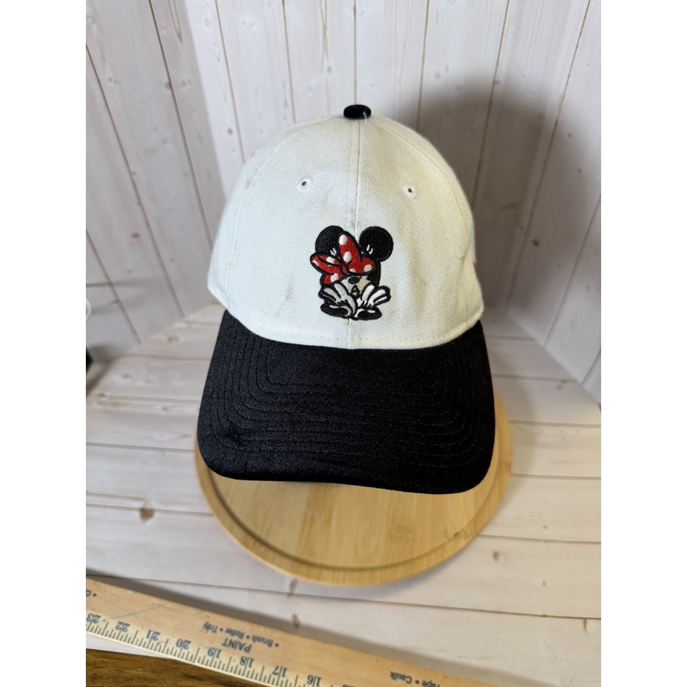 Disney X New Era Minnie Mouse cartoon hat 9twenty Rocking My Dots Strapback